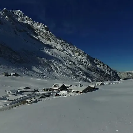 洛多斯旅馆 3*